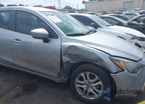 2017 Toyota Yaris Ia из США, поврежденный, VIN 3MYDLBYV0HY162153